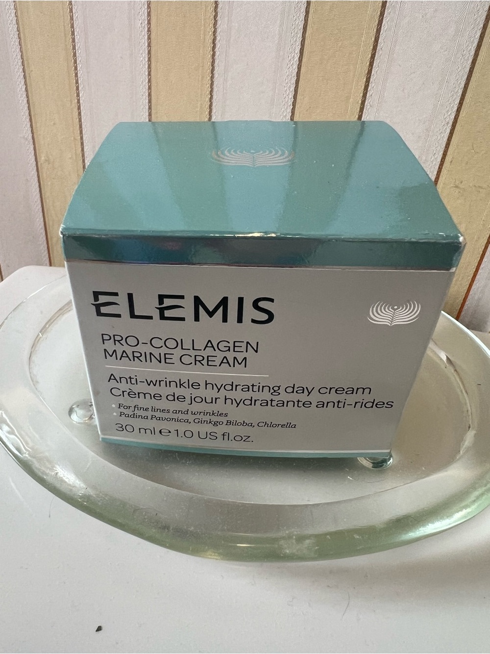 ELEMIS Pro-Collagen Marine Cream Teal and White Jar